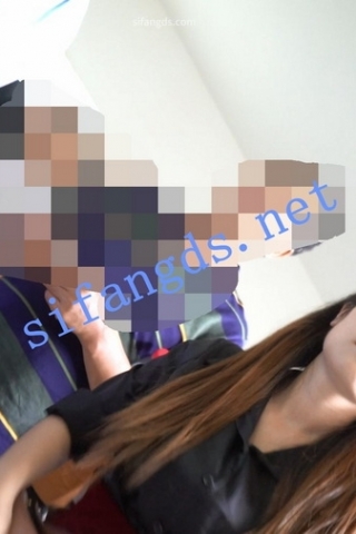 kc1325（空城原创）超短红裙美少妇，微透爱心图案白N包裹肉臀