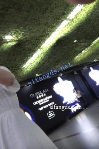 【SFC 高清4K CD】004 白裙眼镜小美女真空上阵，超诱惑 无内