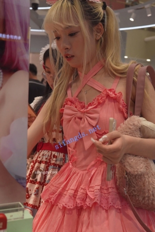 (BC-AA-386)金发双马尾洛丽塔美女..美妆店弯腰被CD肉丝白内