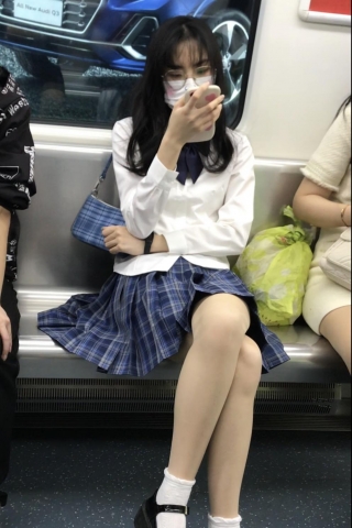 TK408-jk妹子油亮肉丝米内开闪