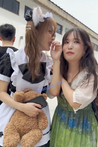 trump1331【KFC】双马尾女仆装学生妹和妈妈逛街·过膝黑丝白内前后CD