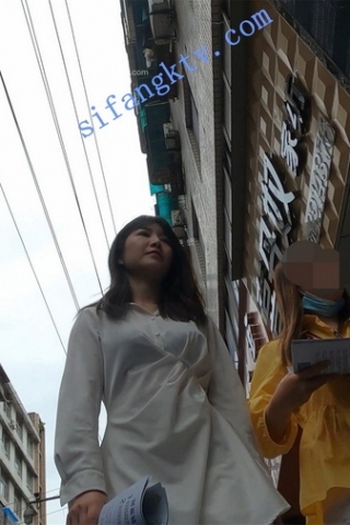 kc365（空城原创）白丝绸裙风韵少妇，花纹肉丝黑窄N包裹肉臀