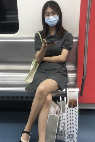 TK412-开档薄丝条纹内骚货开闪