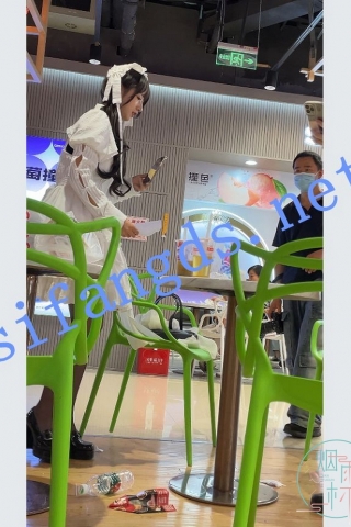 【KKCD㊙️】3209-3210-CD可爱黑丝coser小姐姐