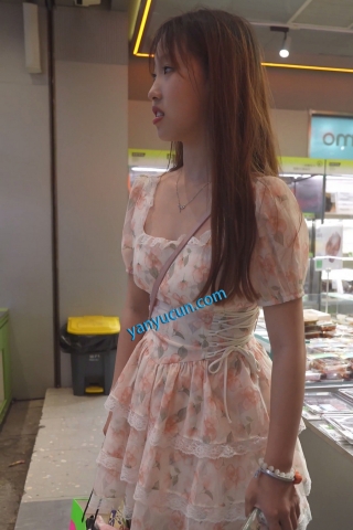 (BC-AA-655)宽松花裙小姐姐逛超市..微透窄内夹出13缝前后CD